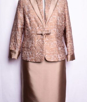 Vestido chaqueta dorada