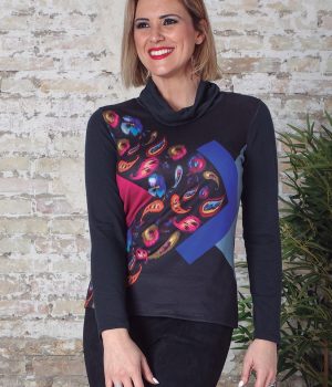 Blusa de punto tricotosa,  cuello alto