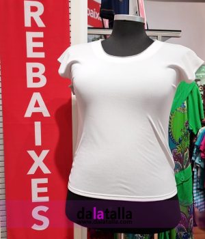 Blusa con detalle de strass