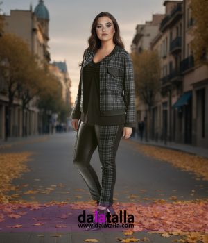 Chaqueta Chanel bolsillo